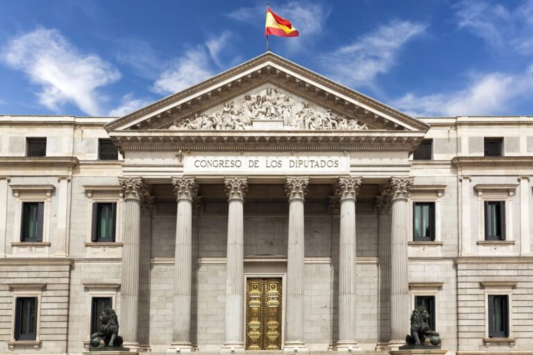 Gebouw van het Congres van Afgevaardigden in Madrid.